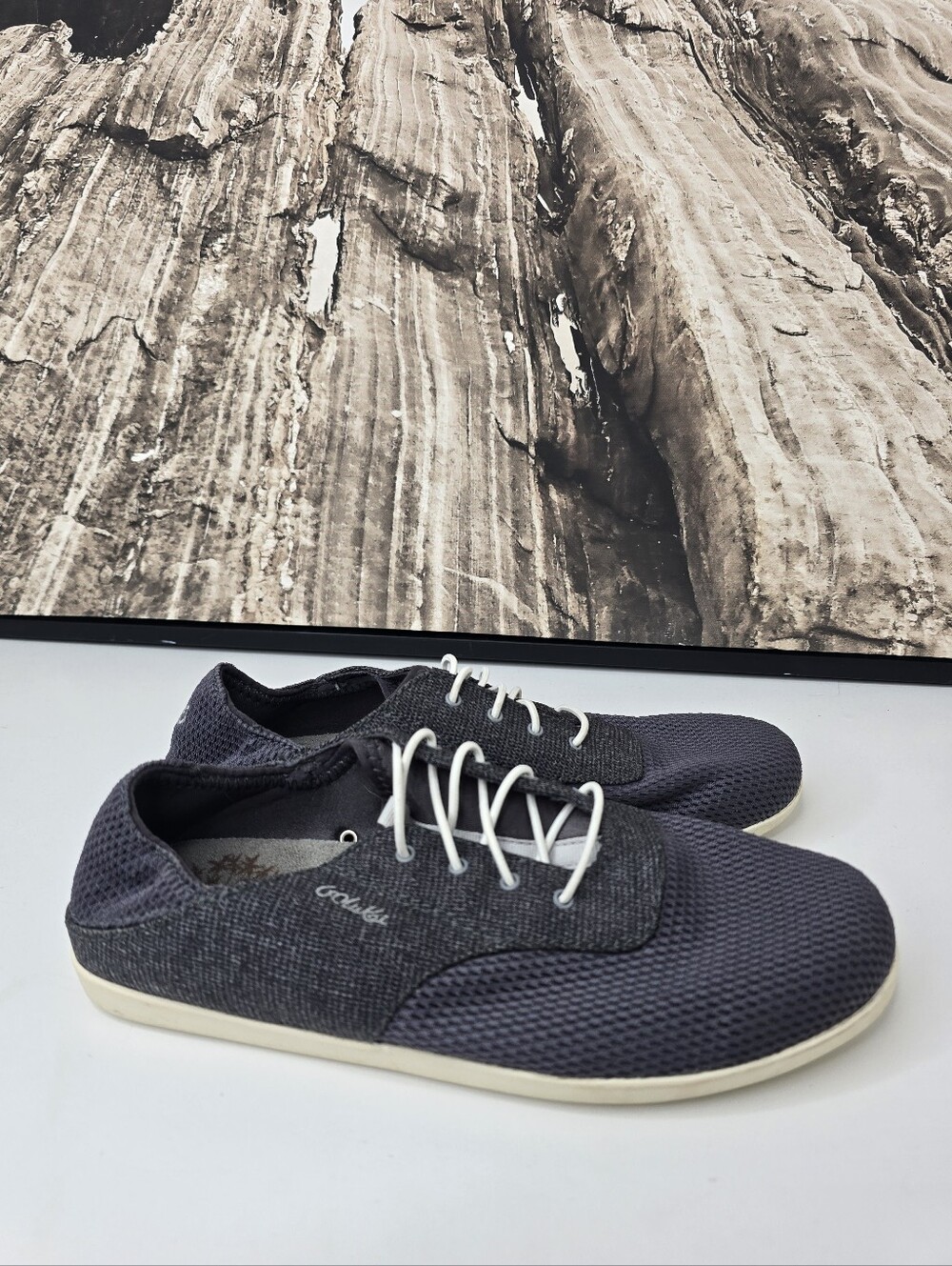 Olukai- Wailua Lace Shoes in Pavement Grey Size 8